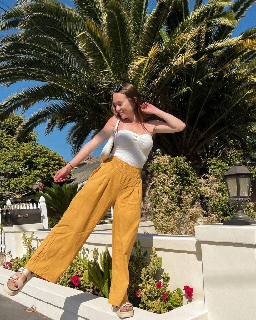 Tropical Paradise Chic: Sunny Day Style for Vacation
