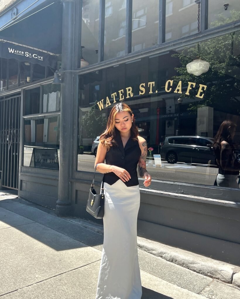 City Elegance: Sophisticated Style for Urban Dining