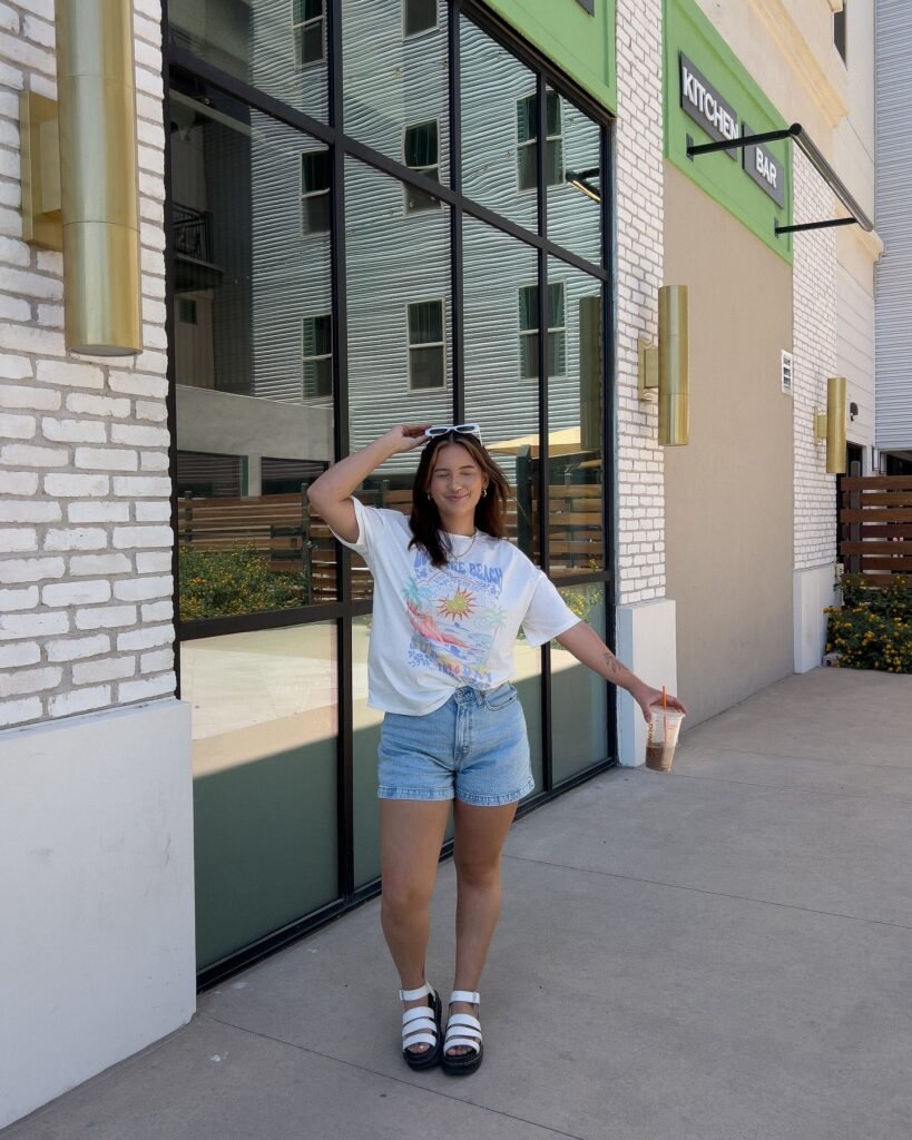 Summer Cool: Effortless Graphic Tee Style